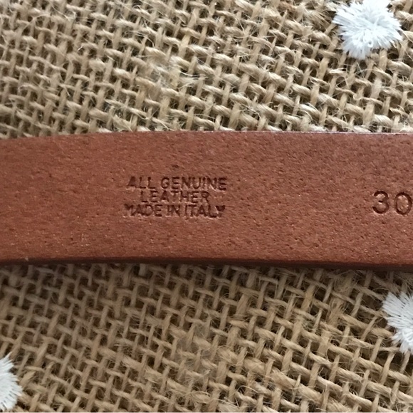 Dooney and Bourke vintage tan 1” wide leather belt made in Italy - Picture 3 of 8